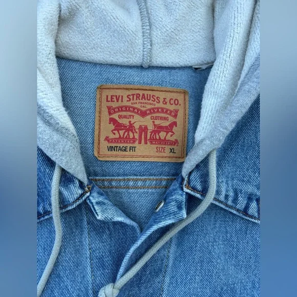 Levi’s Hybrid Hoodie Trucker Jean Jacket Mens XL Vintage Fit Blue Gray Hooded - Picture 4 of 10